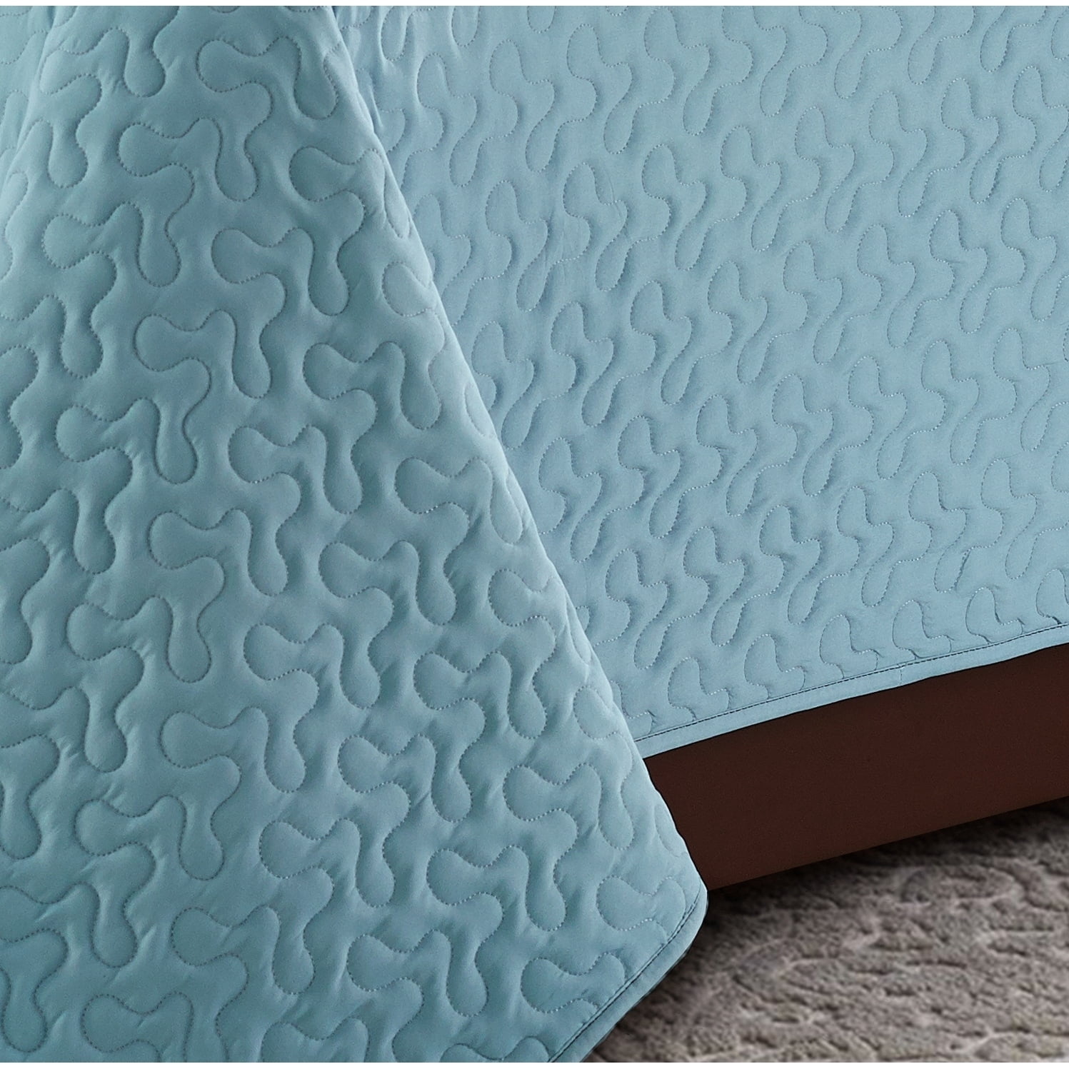 Harper Lane Yesler Blue Damask 2-piece Reversible Quilt Set Twin/Twin-XL