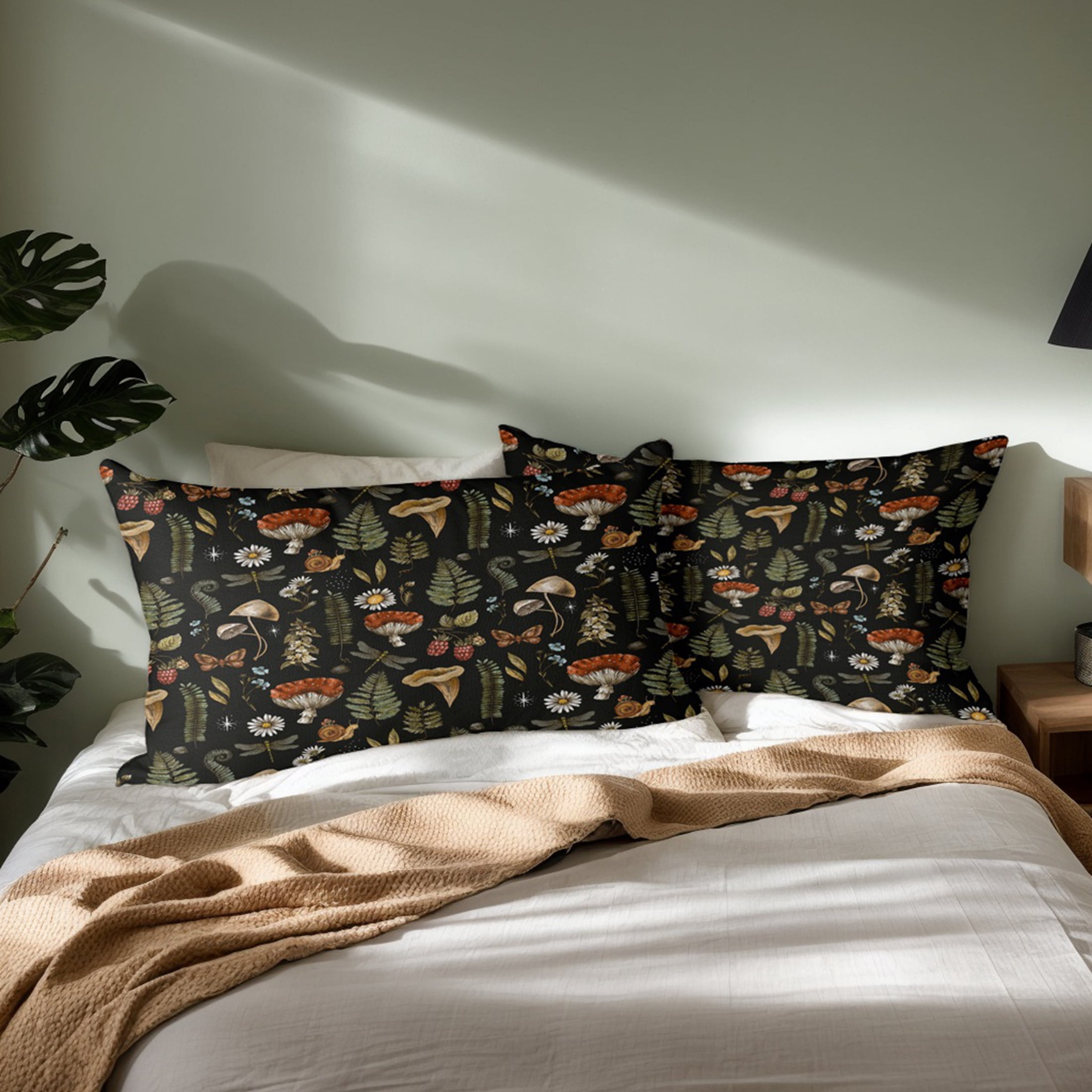 Orylavena Mushroom Forest Microfiber Duvet Cover Set, Black Back, Twin
