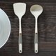 thumbnail image 1 of Fiudx Decoración del hogar Espátula de sílice Cucharón para sopa Anillo chapado en oro Ollas y sartenes antiadherentes Espátula de sílice especial Utensilios de cocina de sílice de grado alimenticio, 1 of 6