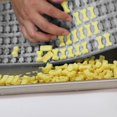 thumbnail image 4 of MesaSe Moules en Silicone pour Os de Chien Antiadhésifs Grande Capacité Mini Moules à Friandises de Qualité Alimentaire pour Bonbons Chocolats Rouges Taille Unique, 4 of 13