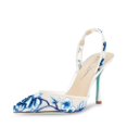 thumbnail image 1 of Zapatos de Tacón con Parche para Mujer Betsey Johnson, Azul Floral, Talla 10, 1 of 3