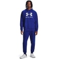 thumbnail image 2 of Pantalones Joggers Rival de Forro Polar para Hombre Under Armour 4XL Largo, 2 of 5