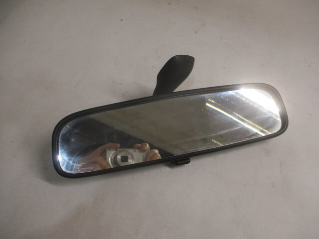 Pre-Owned Kia Sportage Sedona Manual Rear View Mirror OEM LKQ - Verify Specific Vehicle Fitment In Description - (Good)