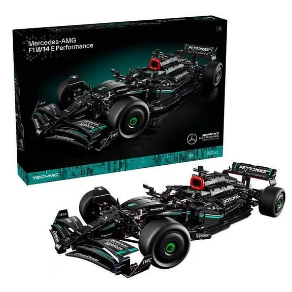 Mechanical car building block model, 1:8 model scale (composed of 1,642 particles)