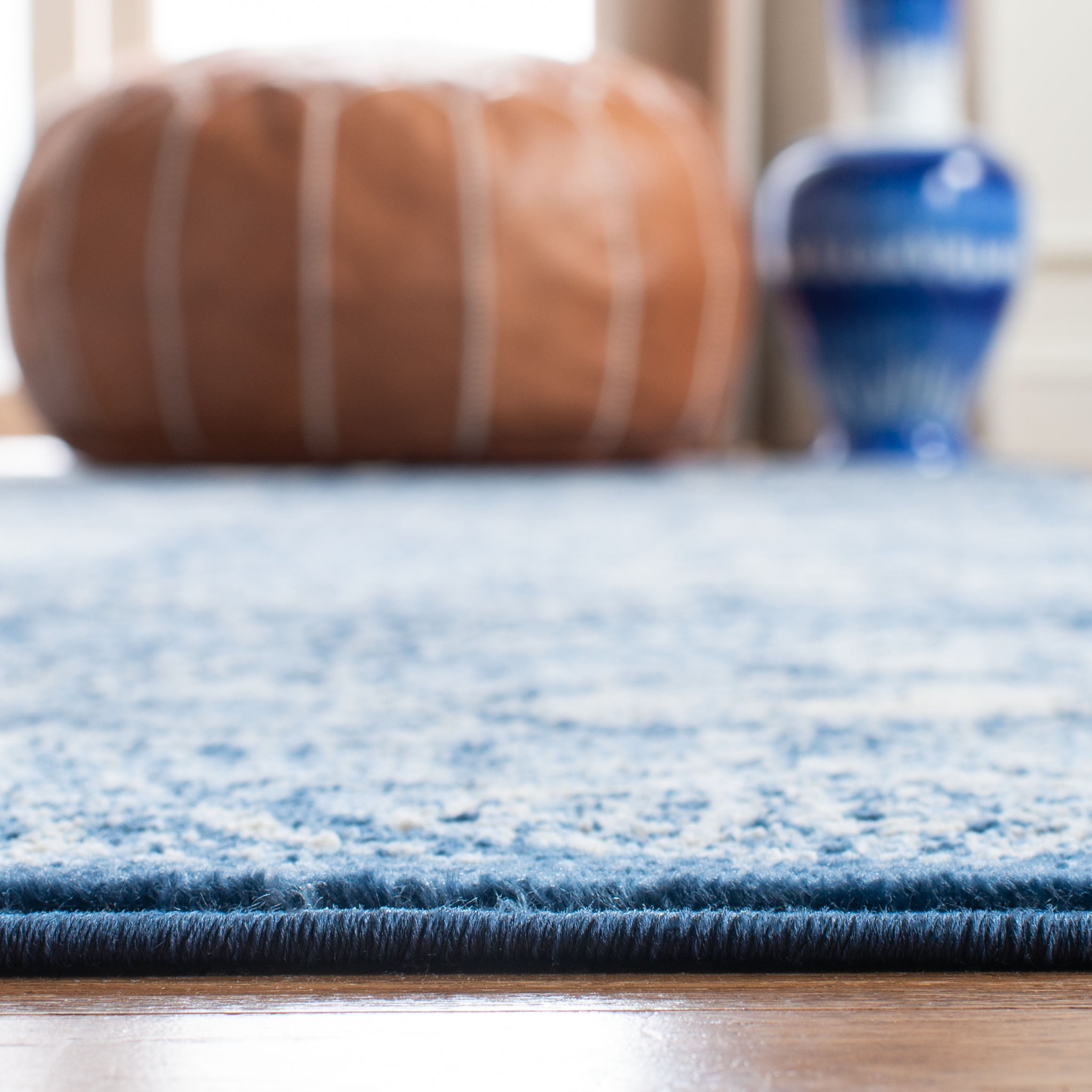 SAFAVIEH Martha Stewart Nazca Floral Runner Rug, Navy/Cream, 2' x 8'