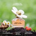 thumbnail image 3 of Perfume Marc Jacobs Daisy Love Eau de Toilette, set de 3 piezas, 3 of 5