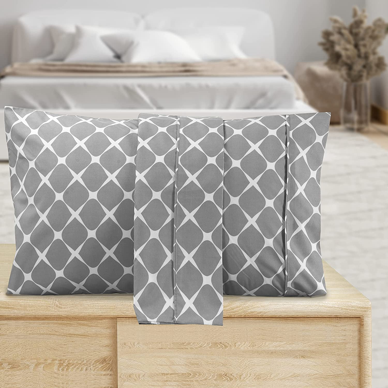 Elegant Comfort Pattern Printed Pillowcases 2-Piece Set Egyptian Quality 1500 Thread Count Timeless Classic Designs Soft and Smooth Weave, Wrinkle Resistant, Bloomingdale Queen Pillowcase, Gray