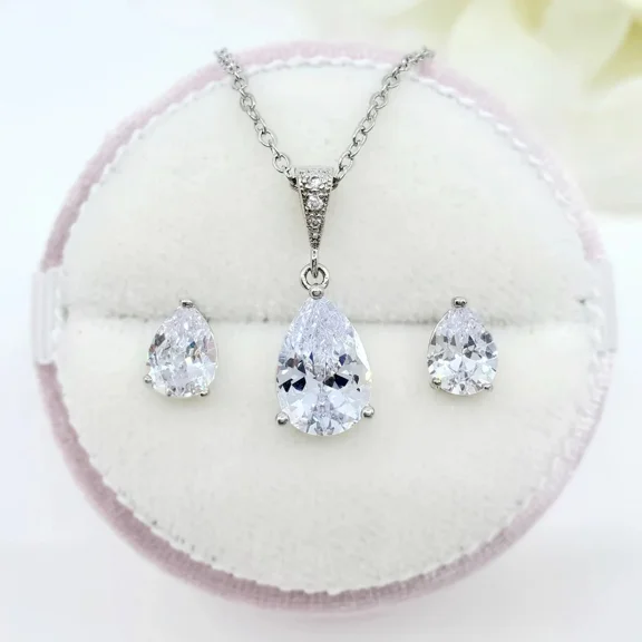 Teardrop Women Necklace Earring Set 14K White Gold Plated 4Ct Pear Cut Simulated Diamond