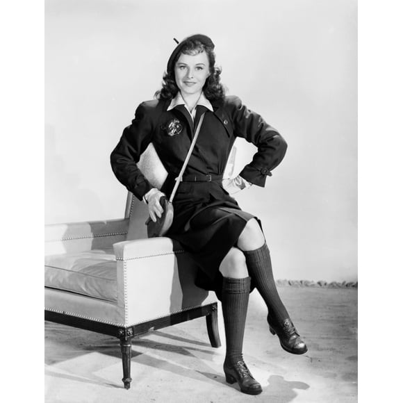 Paulette Goddard Ca. Mid-1940S Photo Print (16 x 20)
