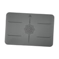 thumbnail image 3 of Colchoneta pequeña, antideslizante y portátil, ideal para entrenamientos en el gimnasio, ejercicios de rodillas o pilates. Perfecta para viajar. Gris oscuro, 3 of 7