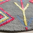 thumbnail image 3 of SAFAVIEH Bellagio Hester Geometric Wool Area Rug, Dark Gray/Multi, 5' x 5' Round, 3 of 8