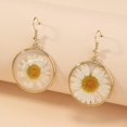 thumbnail image 2 of Pendientes de poste de plata de flor prensada para mujer Hipoalergénico Flor de margarita Resina Círculo redondo Cuelga Pendientes de gota Joyería de moda para mujeres Niñas kaili Sencillez, 2 of 4