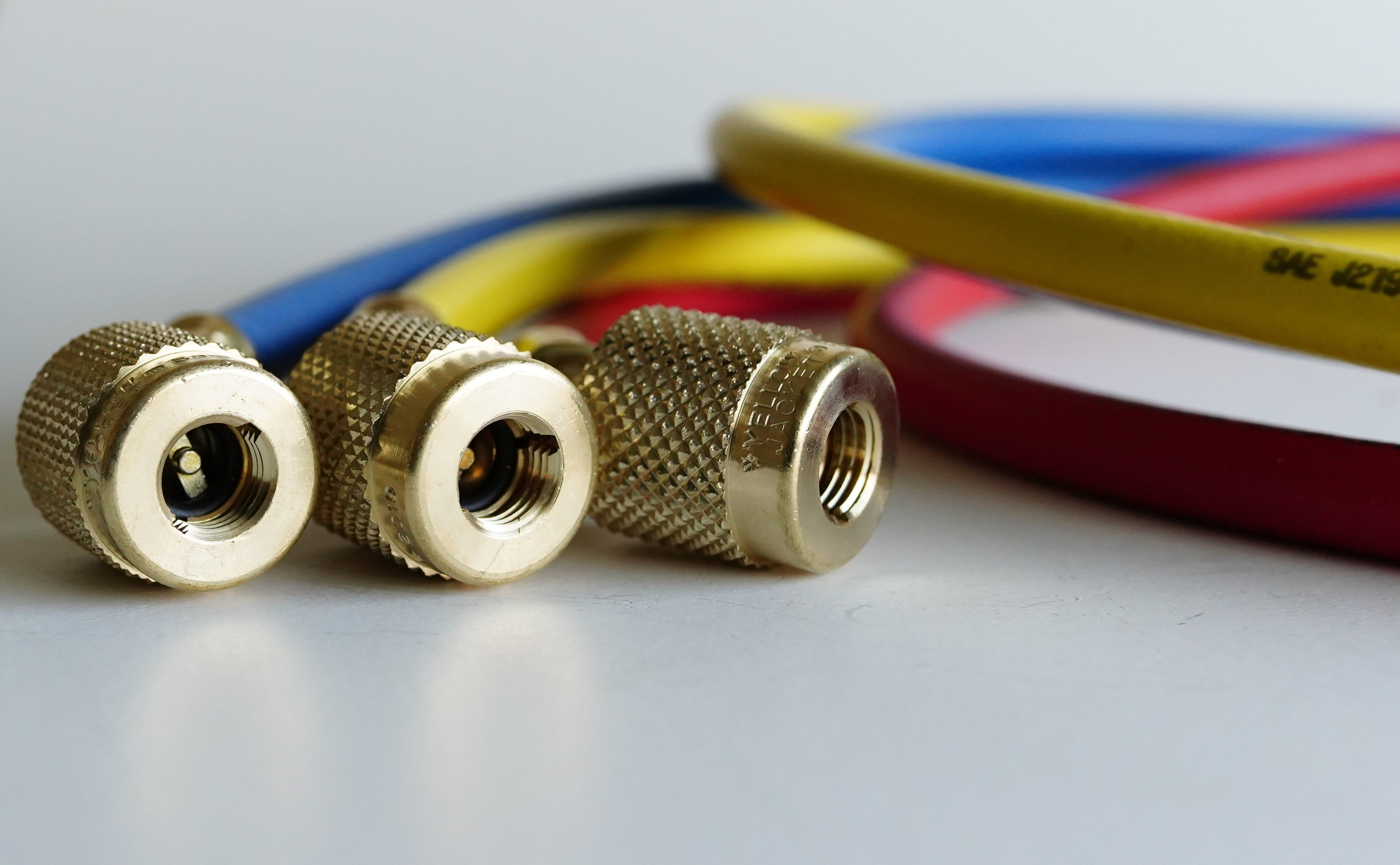 Yellow Jacket Hose, 26 in L,Blue/Red/Yellow,800 psi 22985