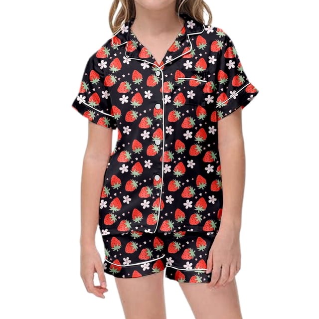 Ensemble de Pyjama à Manches Courtes pour Enfants avec Imprimé de Fraise et Shorts Assortis pour un Confort Ludique au Coucher