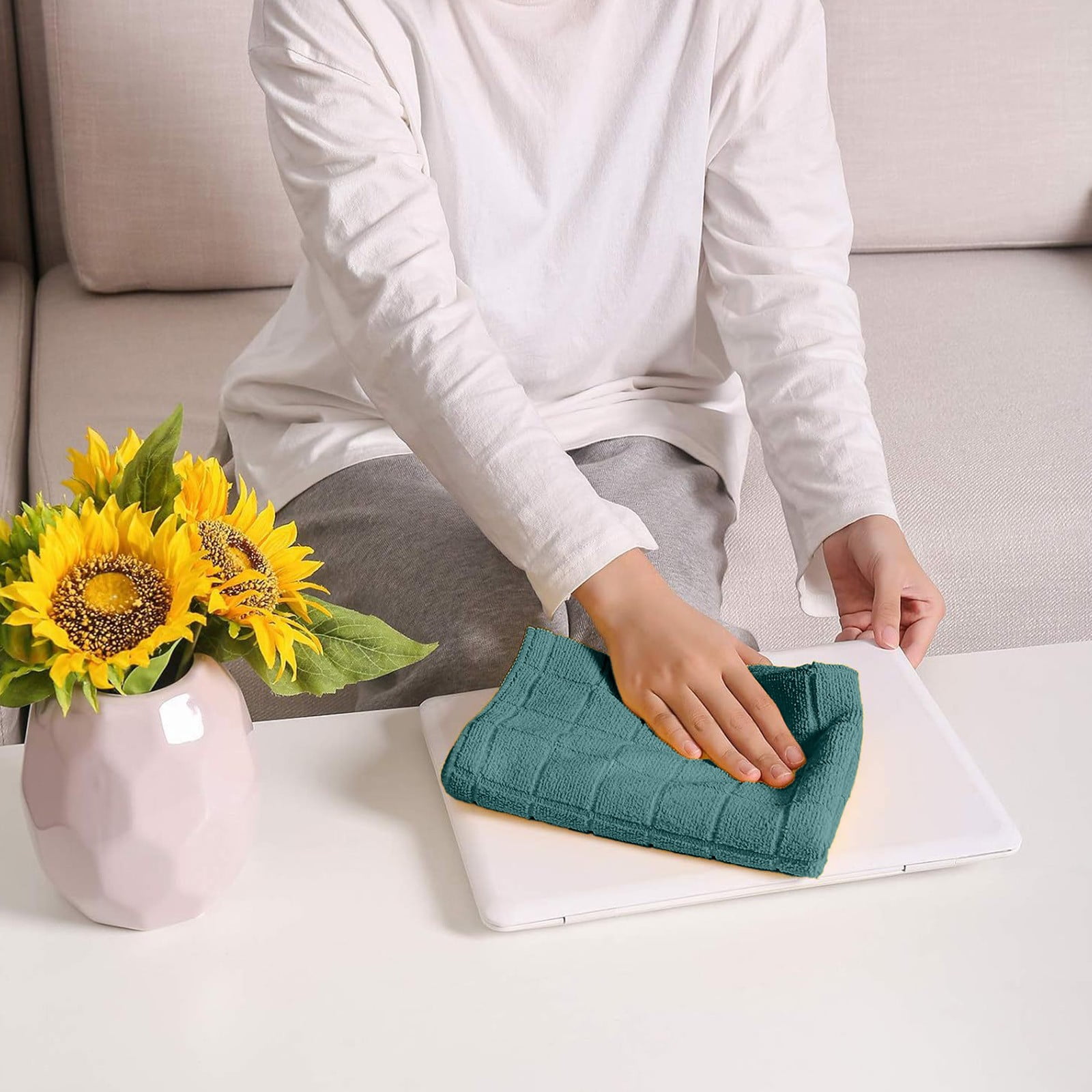 Premium Kitchen Towel and Dish Cloth Value Set: Highly Absorbent, Super Soft, Long-Lasting, Checked and Solid Hand Towels, Tea Towels, Bar Towels - 6 Pack(Green)