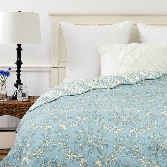 Colonial Williamsburg Windsor Blue Twin Quilt