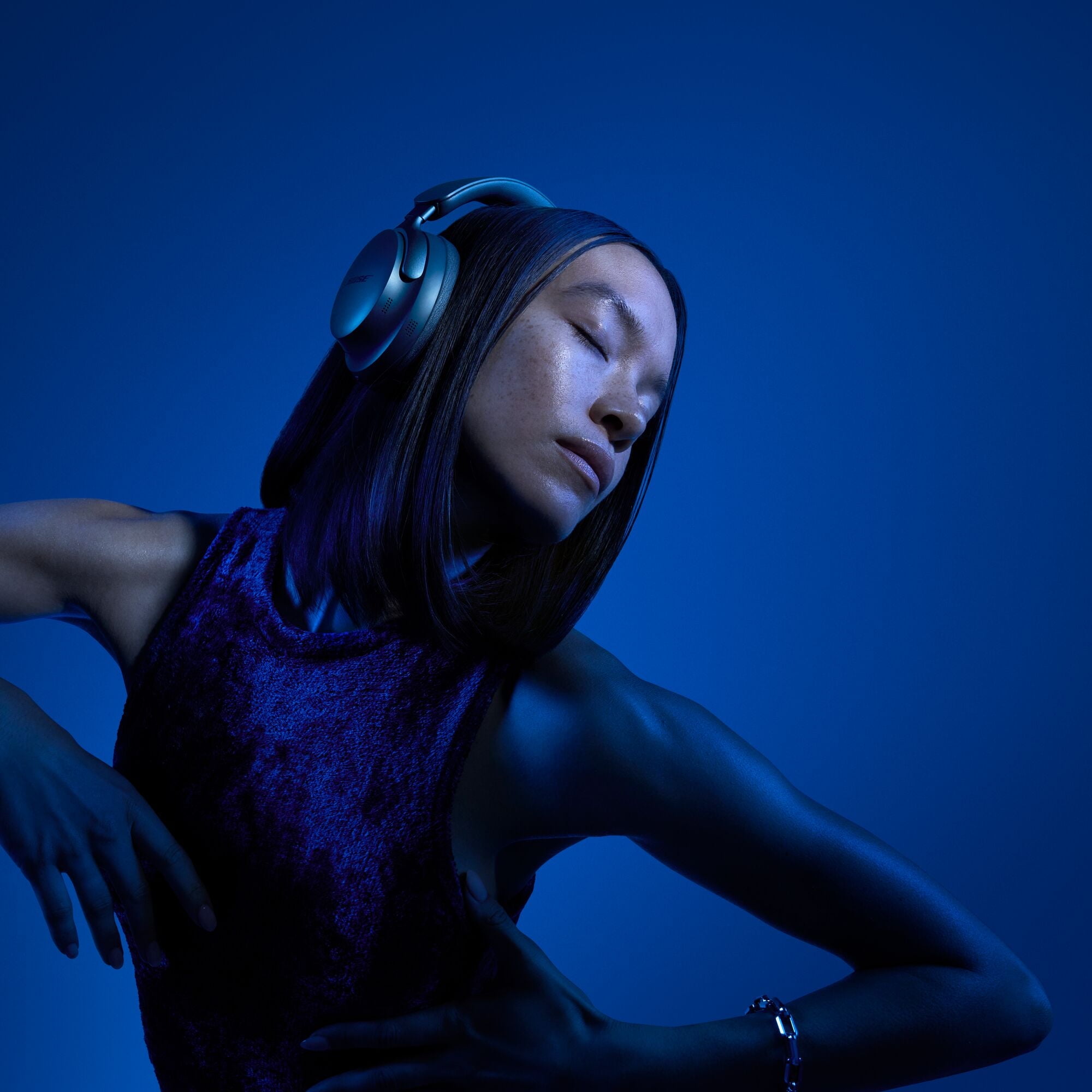 BoseQuietComfortUltraHeadphones LE ルナブルー Bose QuietComfort Ultra Wireless Noise Cancelling Over the