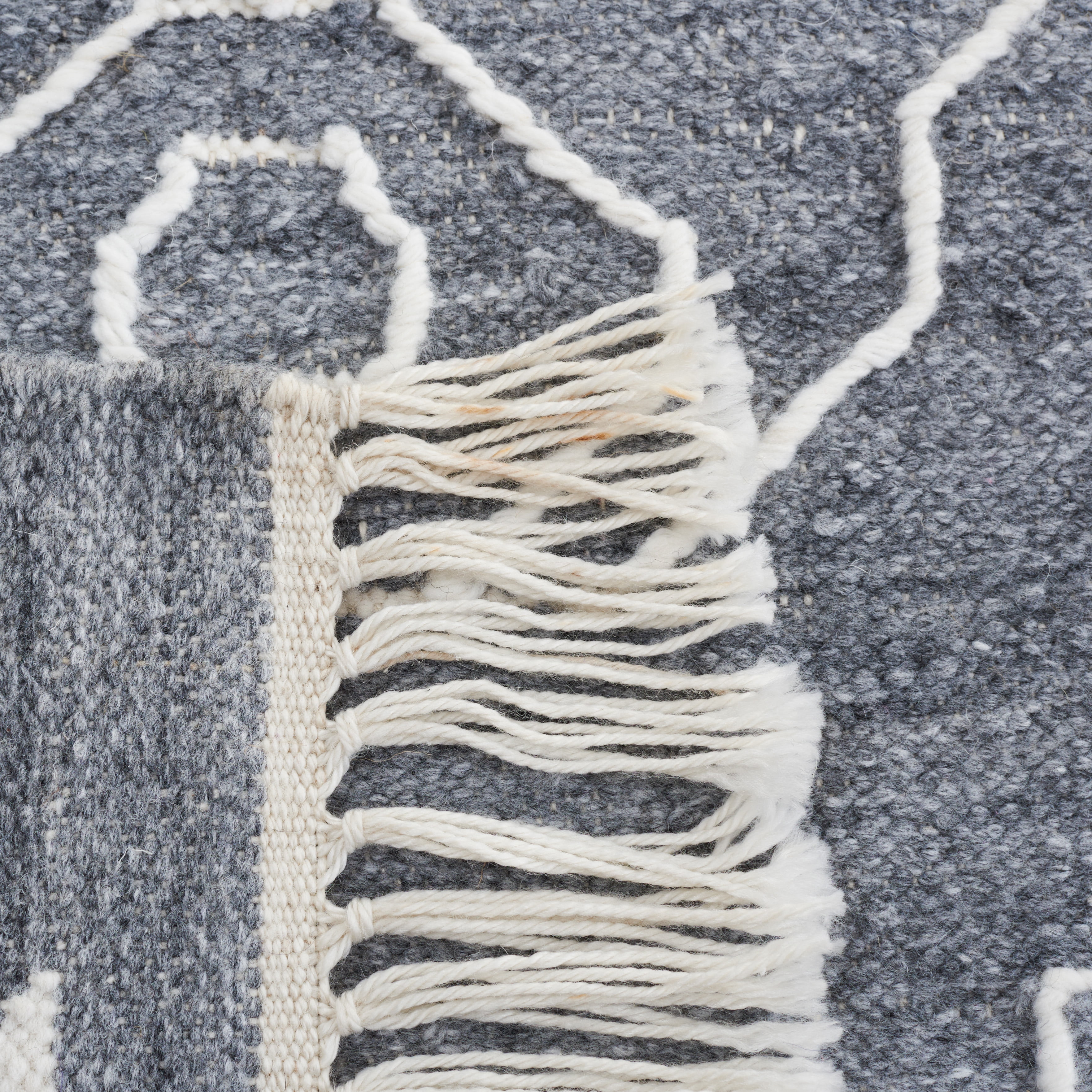 SAFAVIEH Kilim Adair Geometric Area Rug, Dark Grey/Ivory, 7' x 7' Square