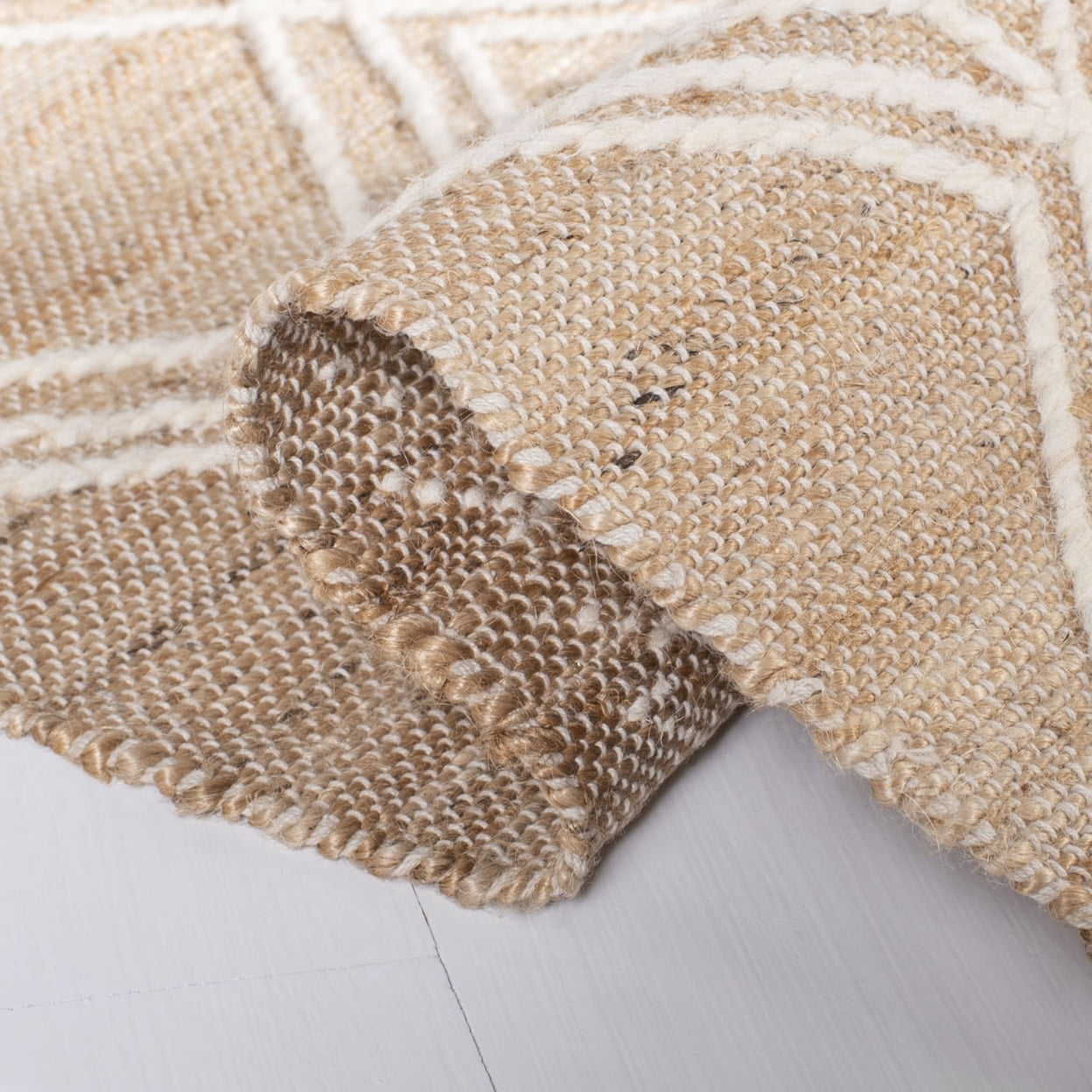 SAFAVIEH Kilim Abigail Geometric Area Rug, Natural/Ivory, 9' x 12'