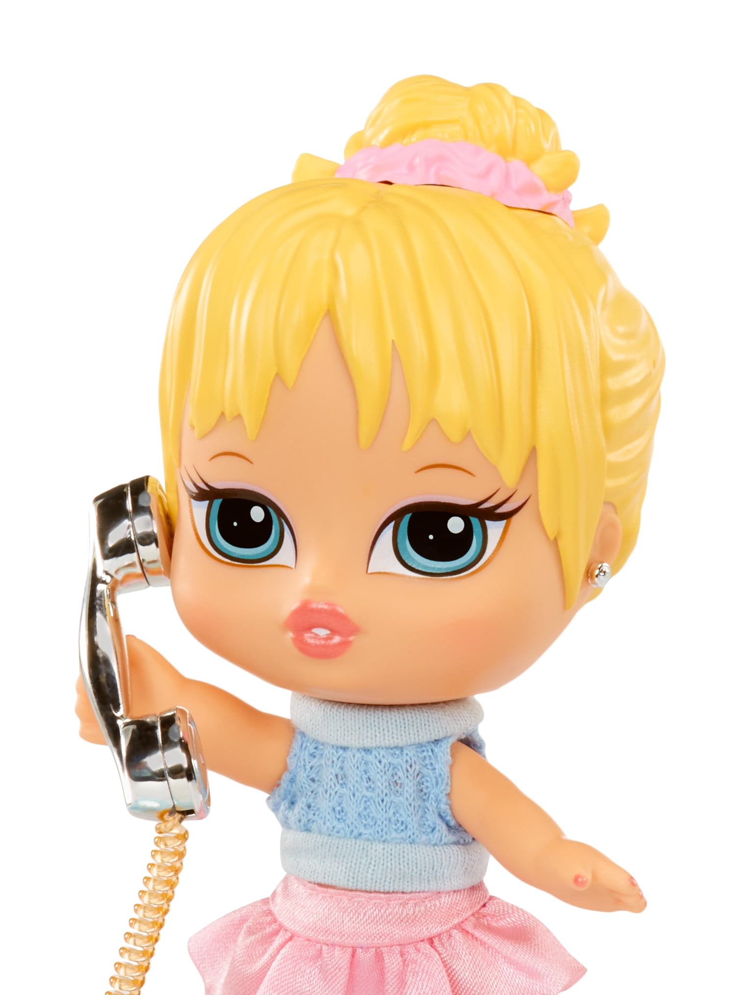 Bratz Babyz Runwayz Cloe Collectible Fashion Doll with Real Fashions