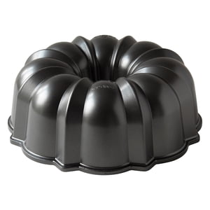 Nordic Ware Procast 12-Cup Nonstick Bundt Cake Pan