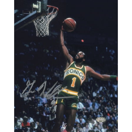 Gus Williams Autographed 8x10 Photo Seattle Supersonics MCS Holo #87367