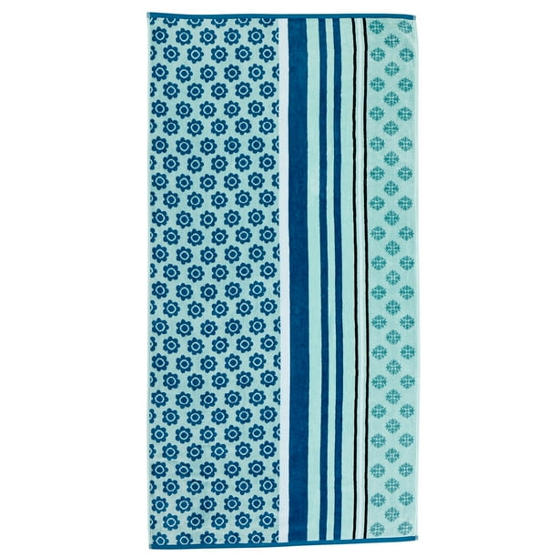 Great Bay Home Oversized Jacquard Beach Towel