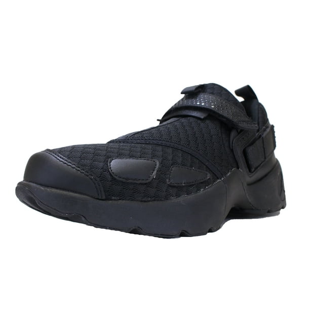 black maryjanes