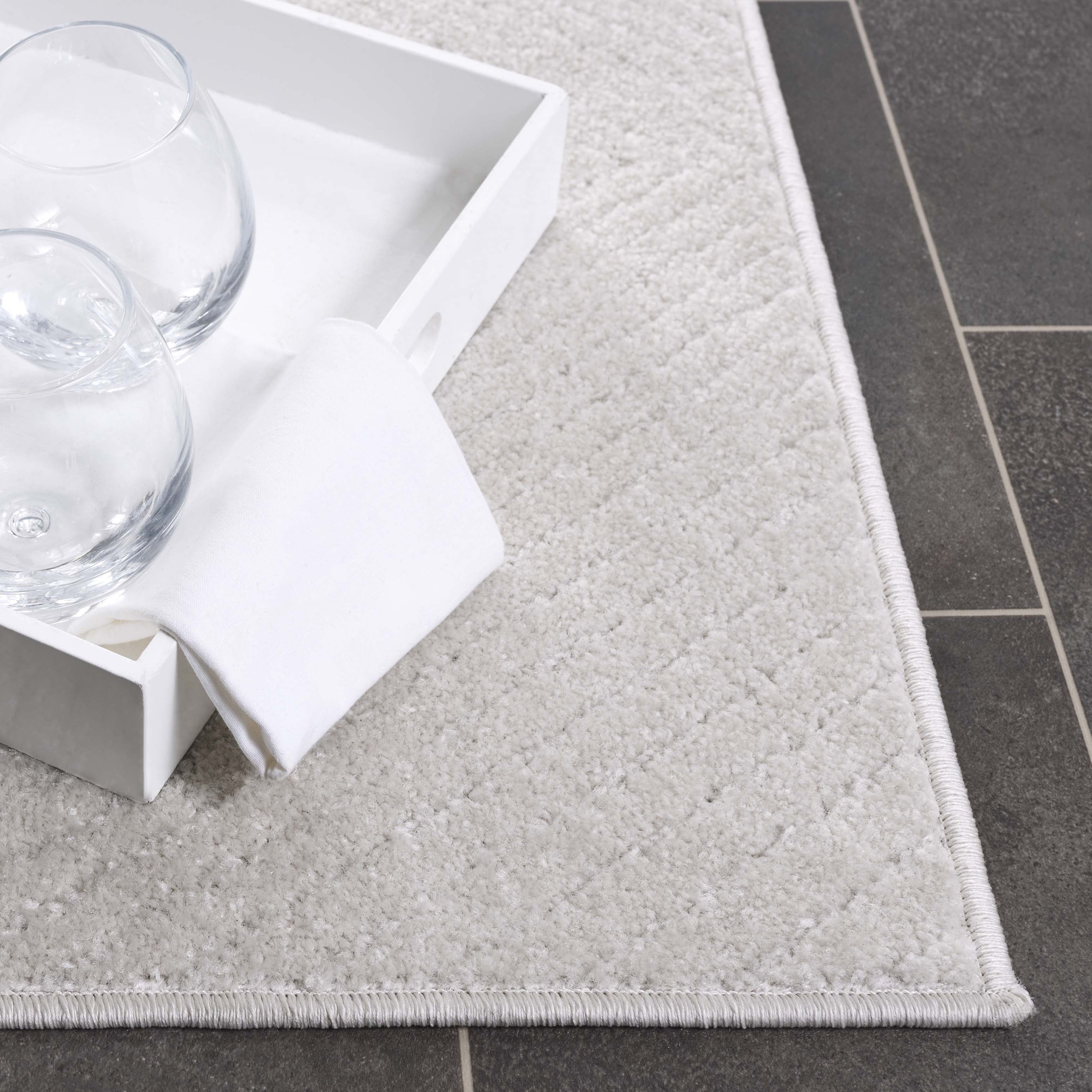 SAFAVIEH Stella Alannah Geometric Indoor/Outdoor Runner Rug, Ivory, 2' x 8'
