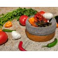 thumbnail image 2 of Molcajete de Piedra Volcánica CECMUI con base de Madera Parota y Tejolote 16 Cm Diámetro 8 Cm Alto, 2 of 4