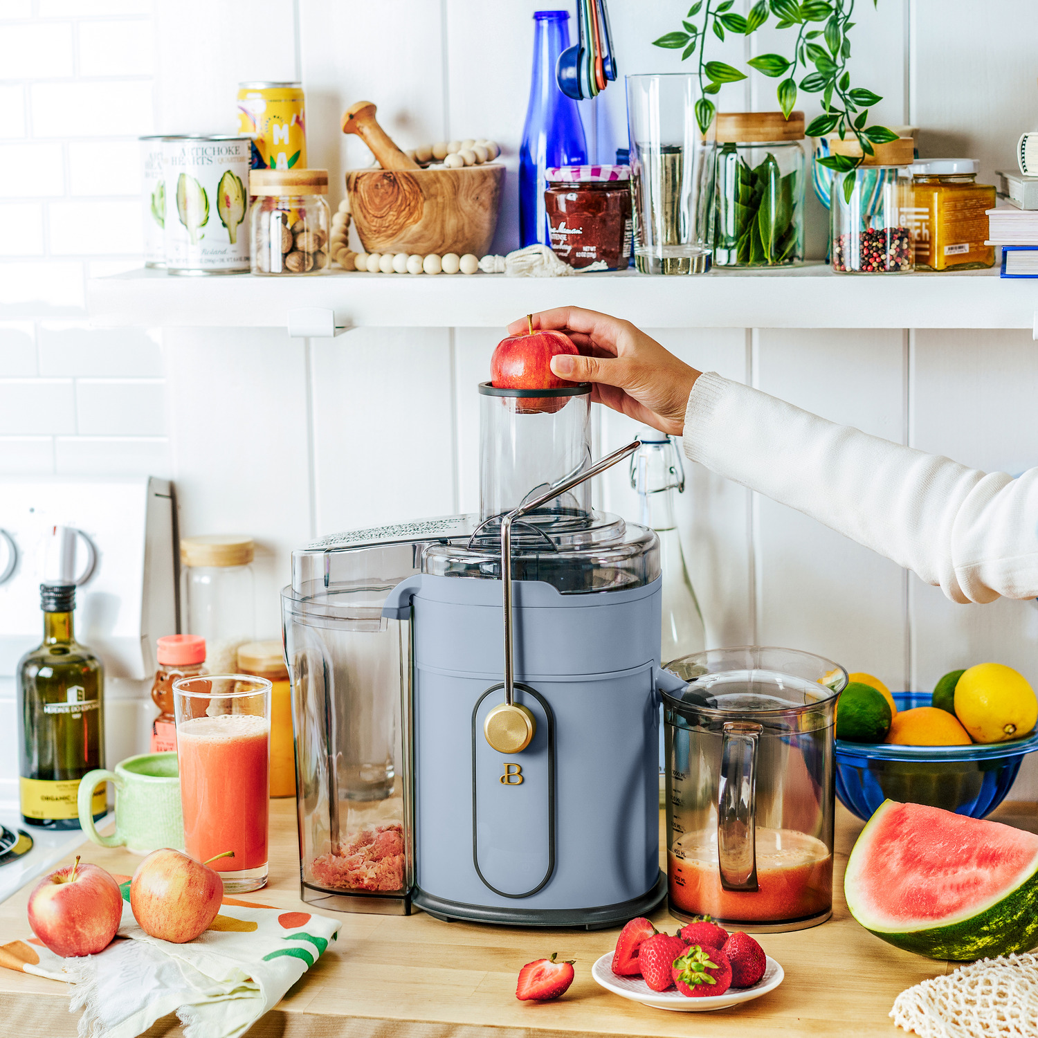 Beautiful 5-Speed 1000W Electric Juice Extractor with Touch Activated Display, Cornflower Blue by Drew Barrymore - image 3 of 11