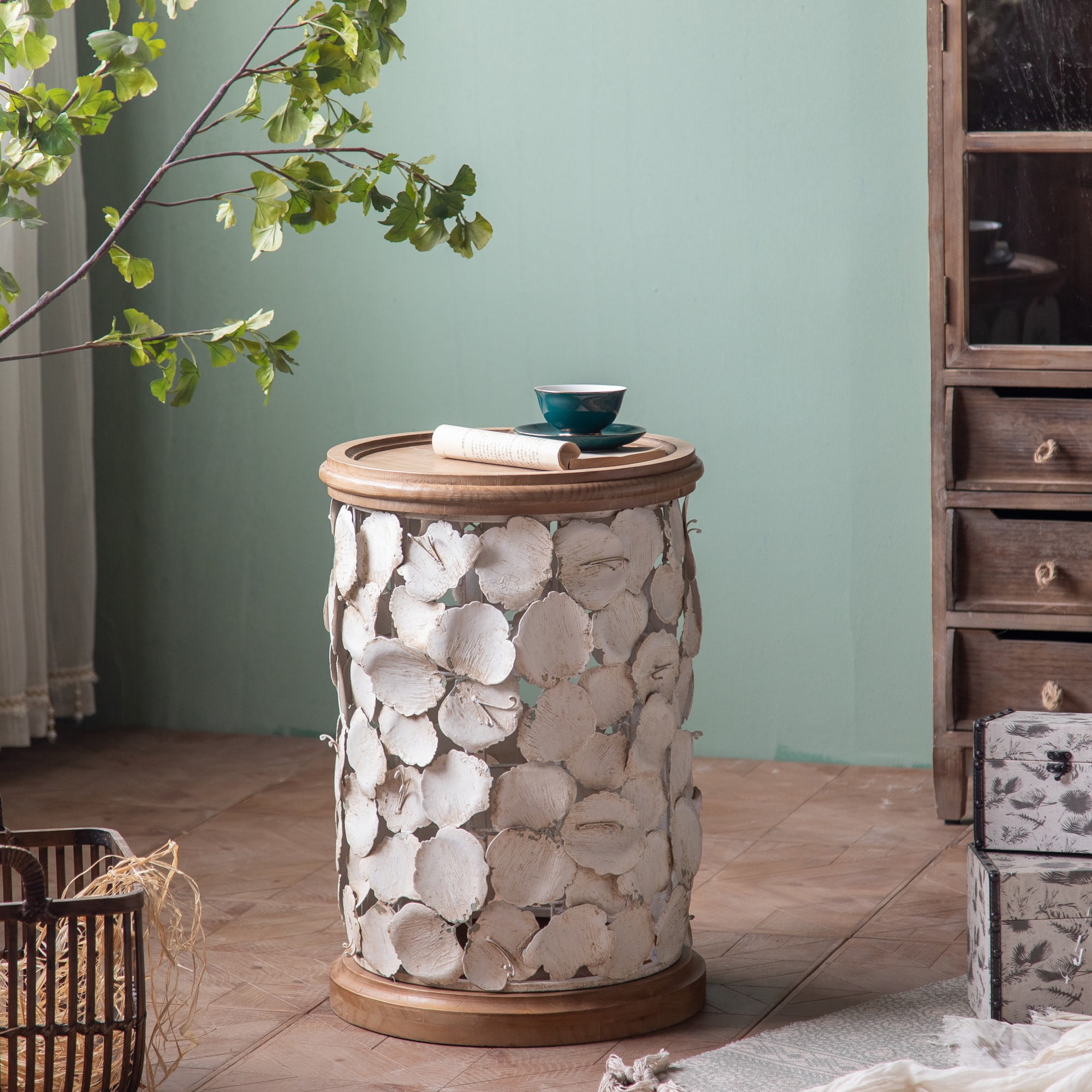 Gexpusm Round Farmhouse End Table, Rustic White Round Side Table with