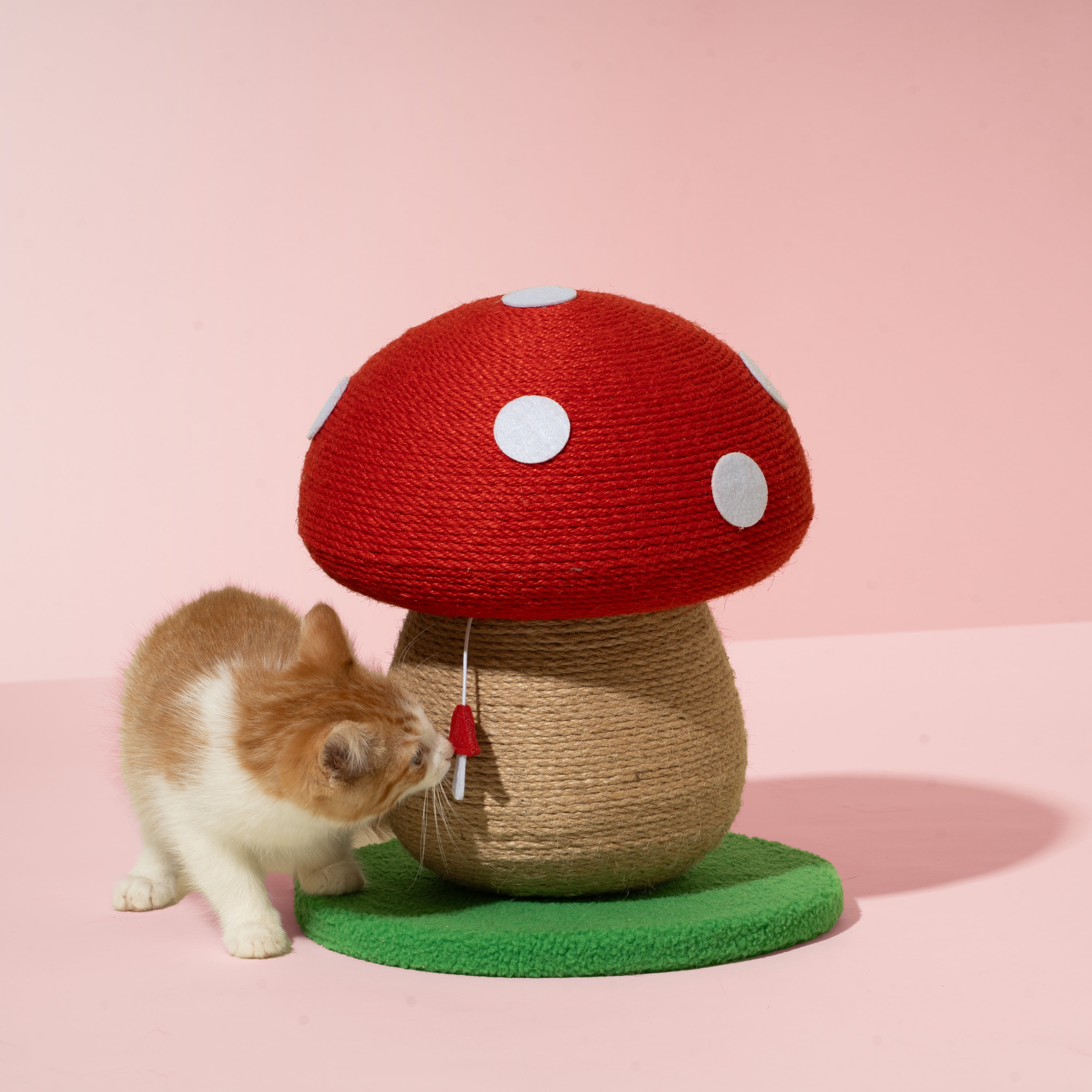 Oodles Red Mushroom Durable Jute Cat Scratching Pad, O/S