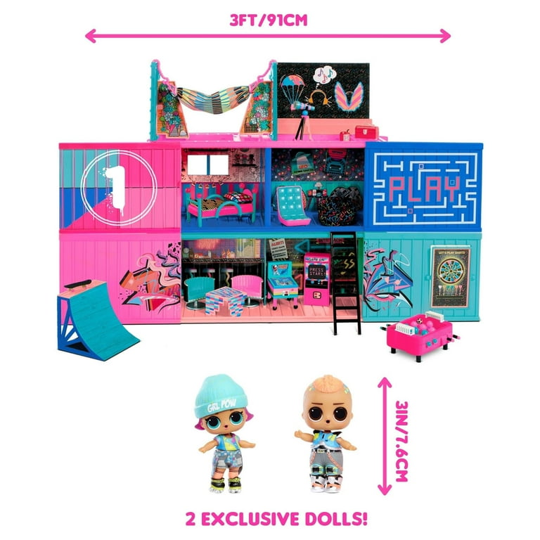 L.O.L. Surprise Fashion Show House Playset with 40+ Surprises, Including 2  Exclusive Dolls – Great Gift for Kids Ages 4+ 