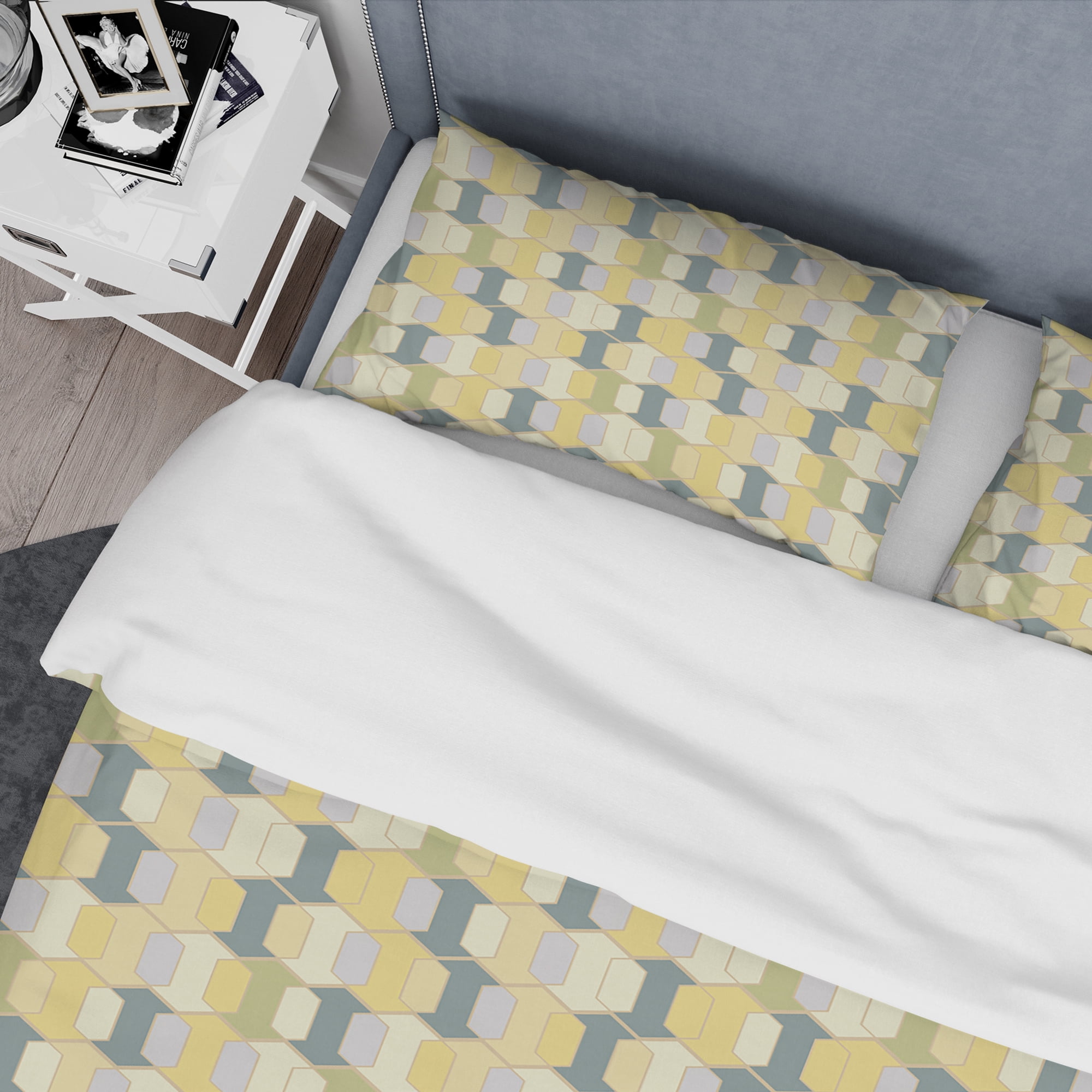 Designart 'Abstract Retro Geometrical Design II' Mid-Century Modern Duvet Cover Set