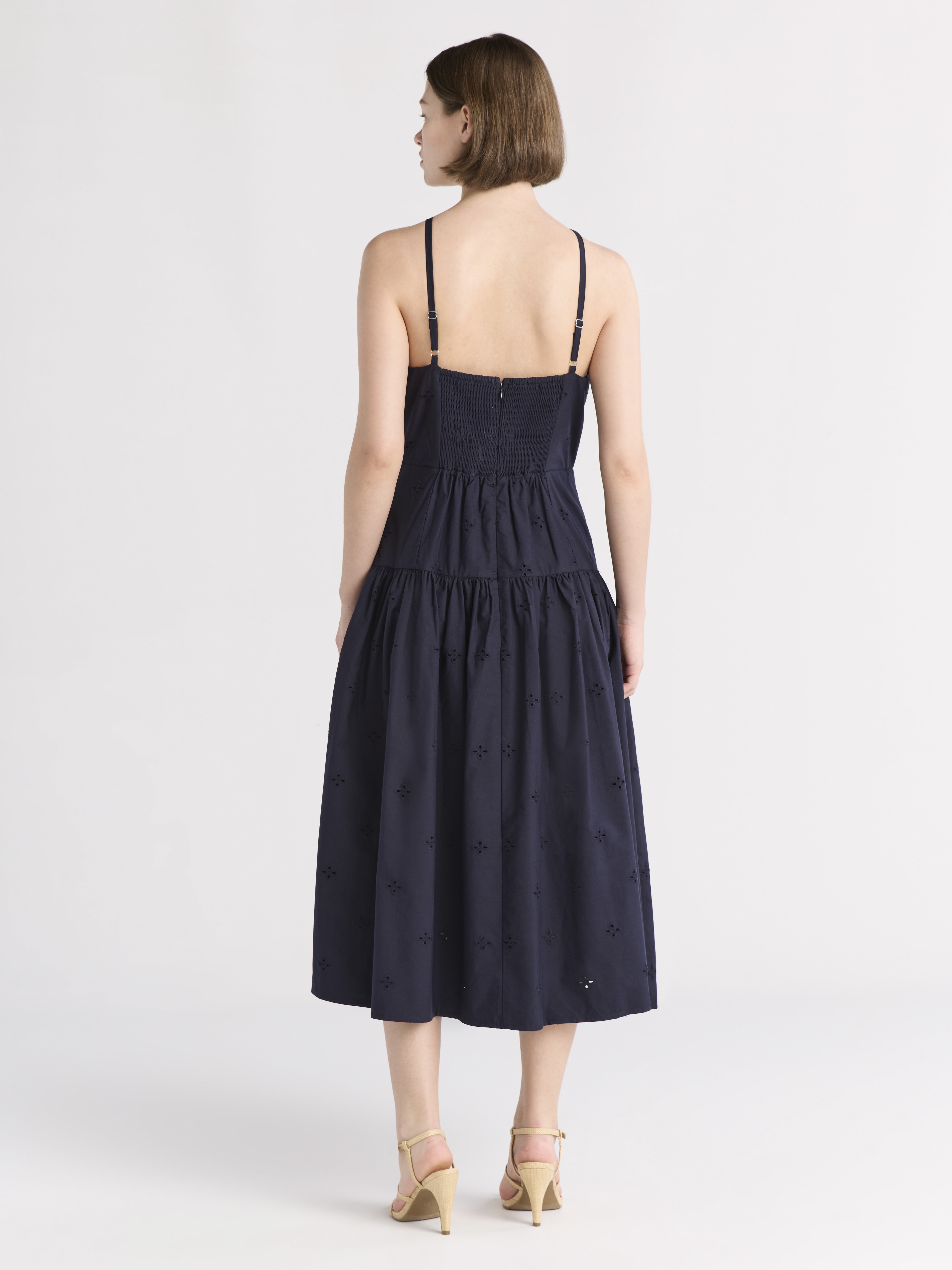 Free Assembly Women's and Women's Plus Sleeveless Cotton Eyelet Midi Dress, Sizes XS-4X