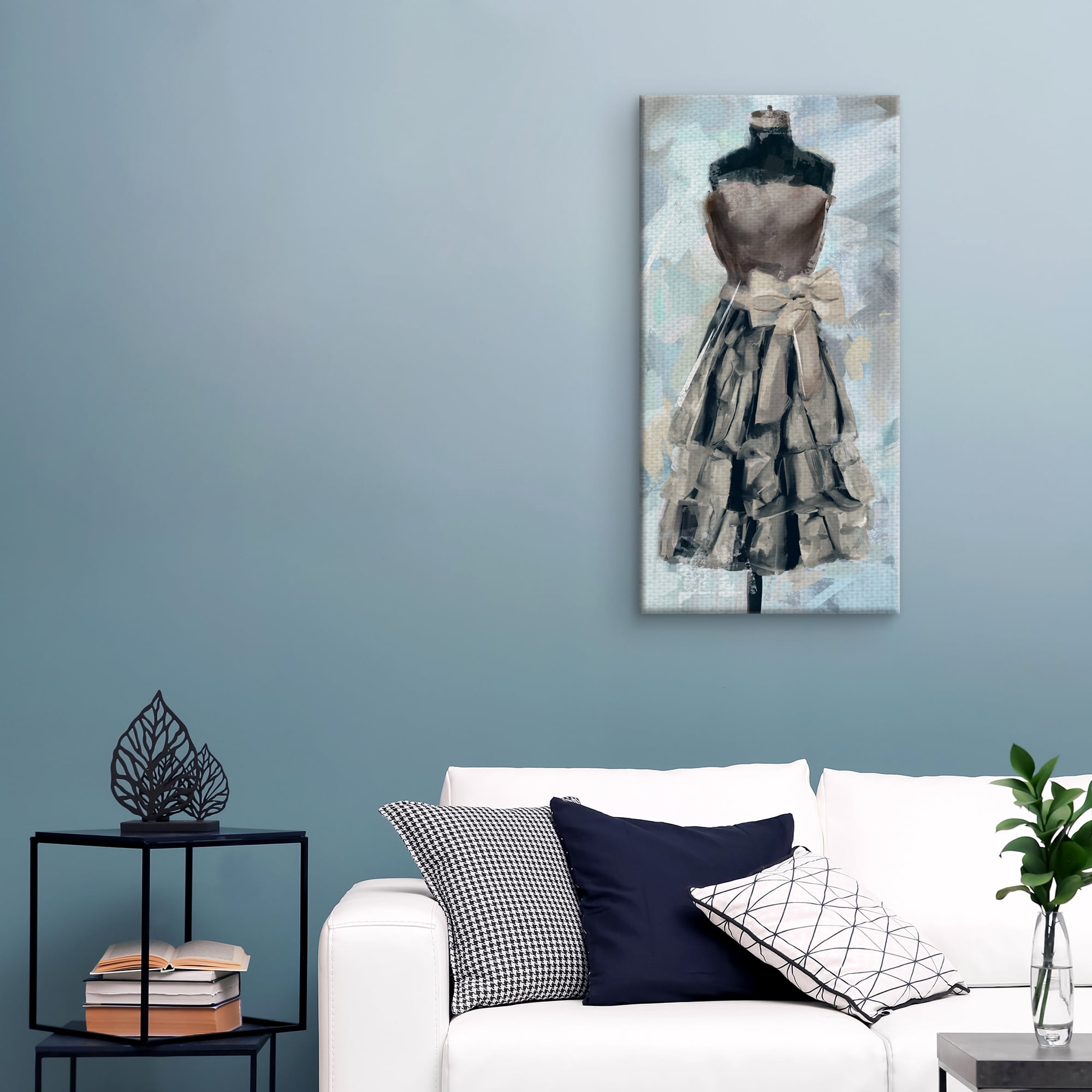 Masterpiece Art Gallery En Vogue Fashion Dress II by Studio Arts Canvas Art Print 17" x 34"