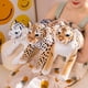 thumbnail image 2 of Juguetes de peluche de animales de simulación Kawaii para niños, muñecas de animales de peluche suaves, juguetes de animales reales, regalo de decoración para niños, lindo tigre y leopardo, 50cm, 2 of 4