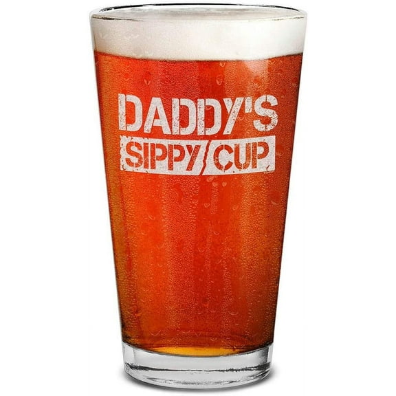 Shop4Ever Daddy's Sippy Cup Laser Engraved Beer Pint Glass Funny Gift for New Daddy to Be Promoted to Daddy (16 oz.)