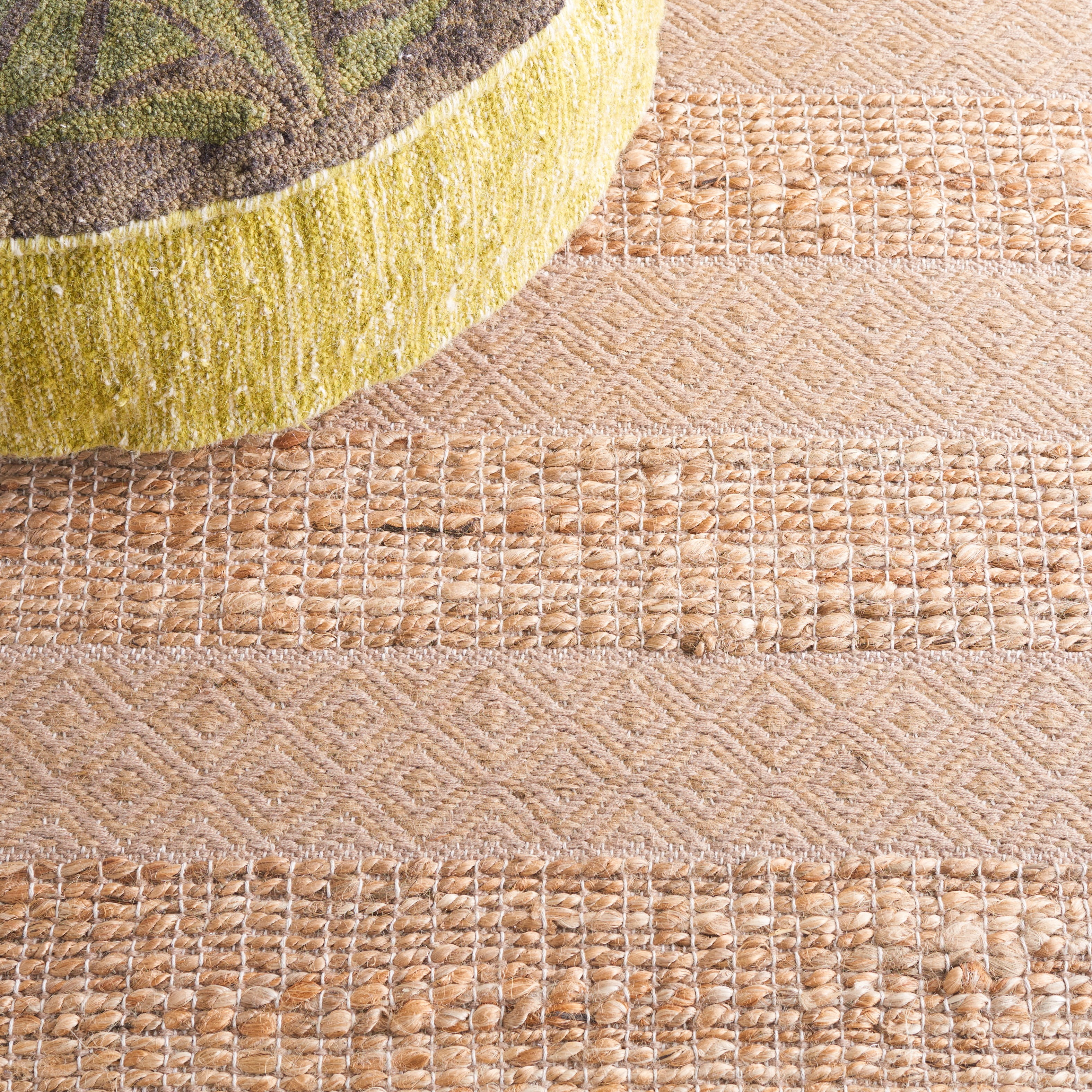 SAFAVIEH Natural Fiber Wenonah Striped Area Rug, Taupe/Natural, 6' x 9'