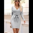 thumbnail image 4 of Vestido Ajustado de Larga para Mujer, Cuello en V, Punto , Aberturas Laterales y Cinturón. Gris M, 4 of 10