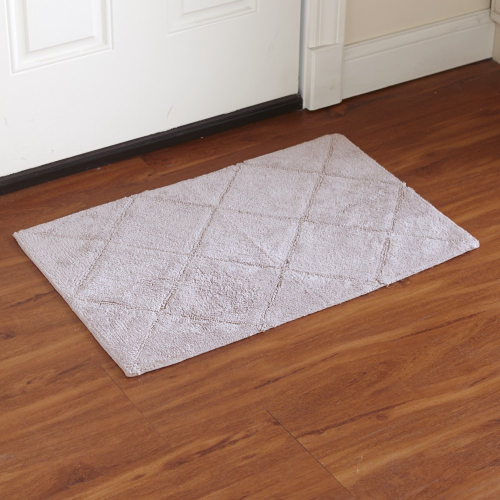 Diamond Weave Bathroom Rug with Latex Nonslip Backing 20" x 30
