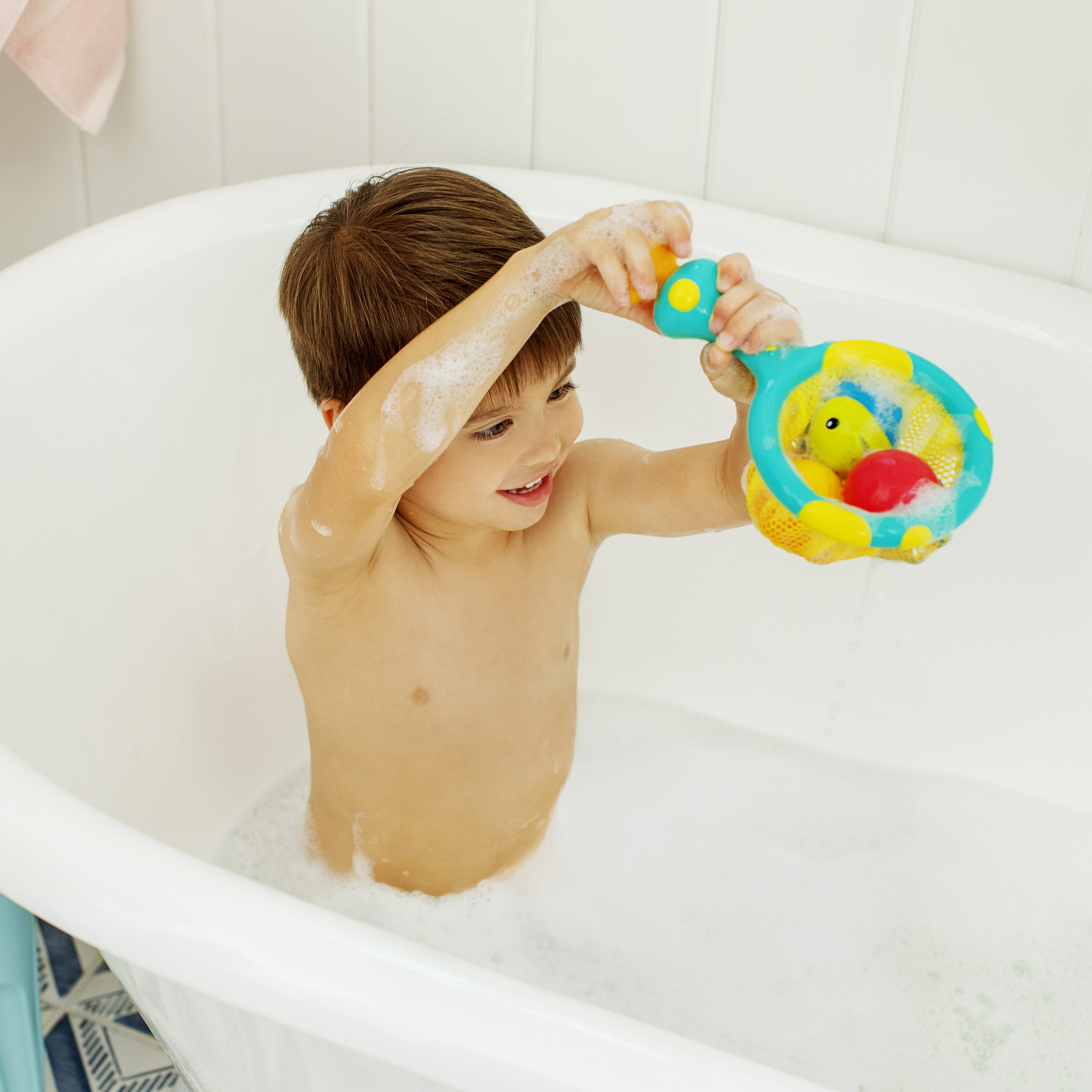 Munchkin Catch & Score Hoop 2-in-1 Bath Toy photo 4