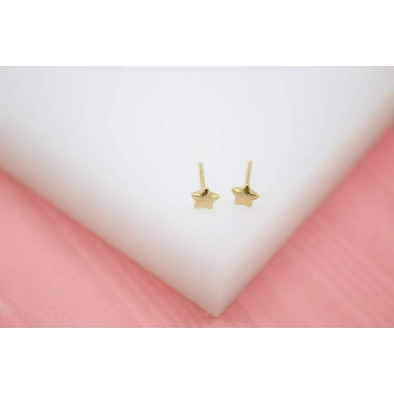 18K Gold Filled Star Stud Earrings