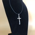 thumbnail image 3 of Collar Hombre y Mujer con Cruz de Plata .925 - Diseño Cruz Bombeada Unisex y collar de hilo encerado negro (45 5cm), 3 of 3
