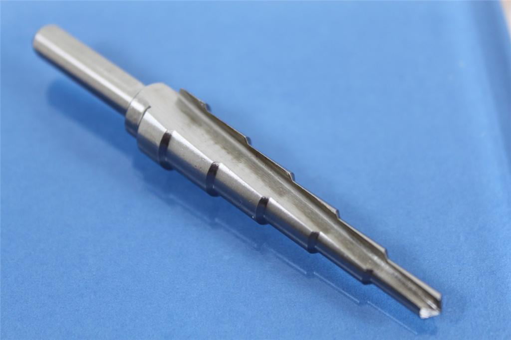 6,4 mm TEMO M35 Cobalt goujure hélicoïdale Étape Drill 13 taille de 1/8 de pouce 3,2 mm Hex Shank 12,7 mm de 1/4 de pouce à 1/2 pouce