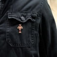 thumbnail image 3 of Pin esmaltado SalesOne Indiana Jones Brotherhood of Cruciform, 3 of 7