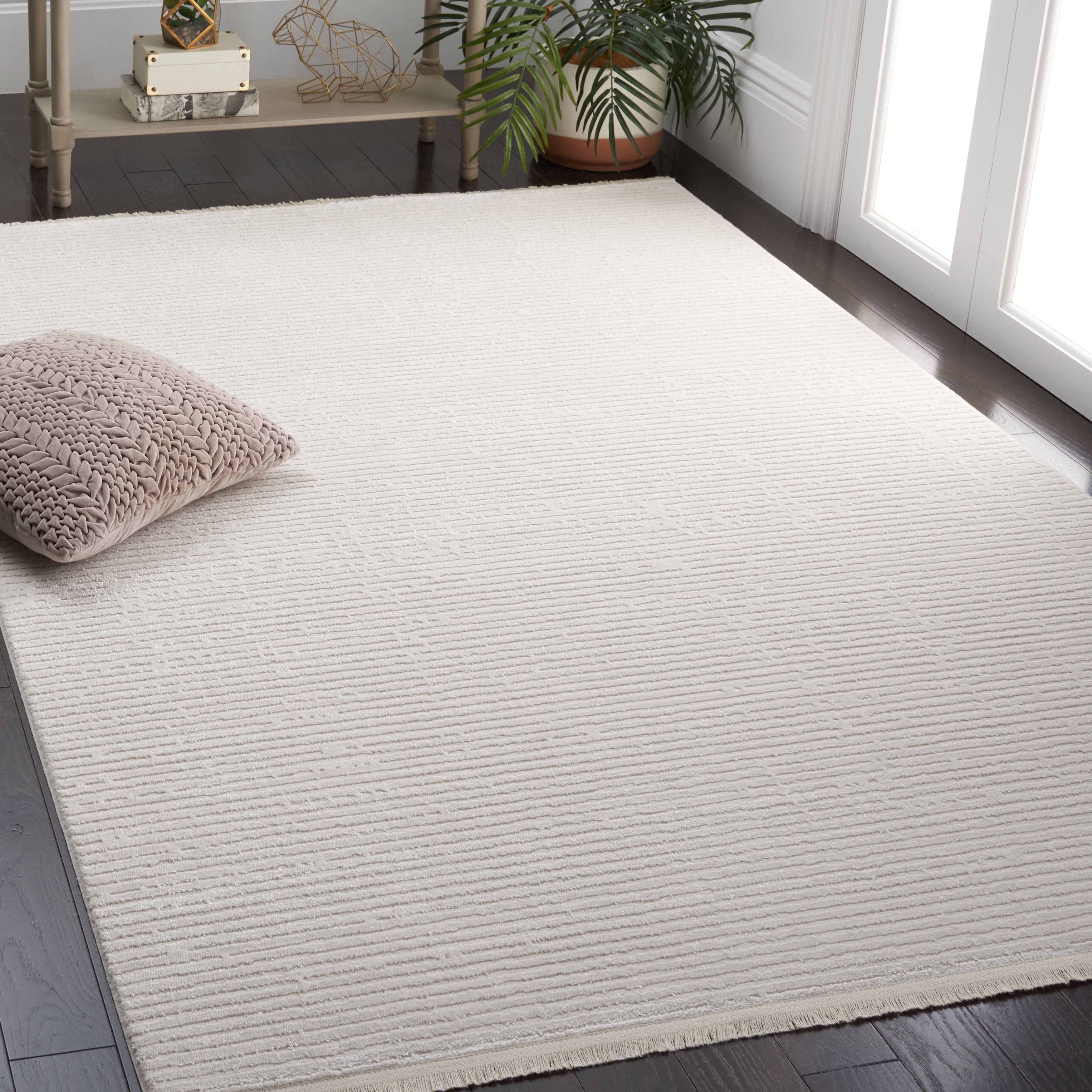SAFAVIEH Whisper Zoe Solid Area Rug, Ivory, 9' x 12'
