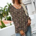 thumbnail image 3 of Blusa plisada de manga larga con cuello en V para mujer con puños ahumados, 3 of 6