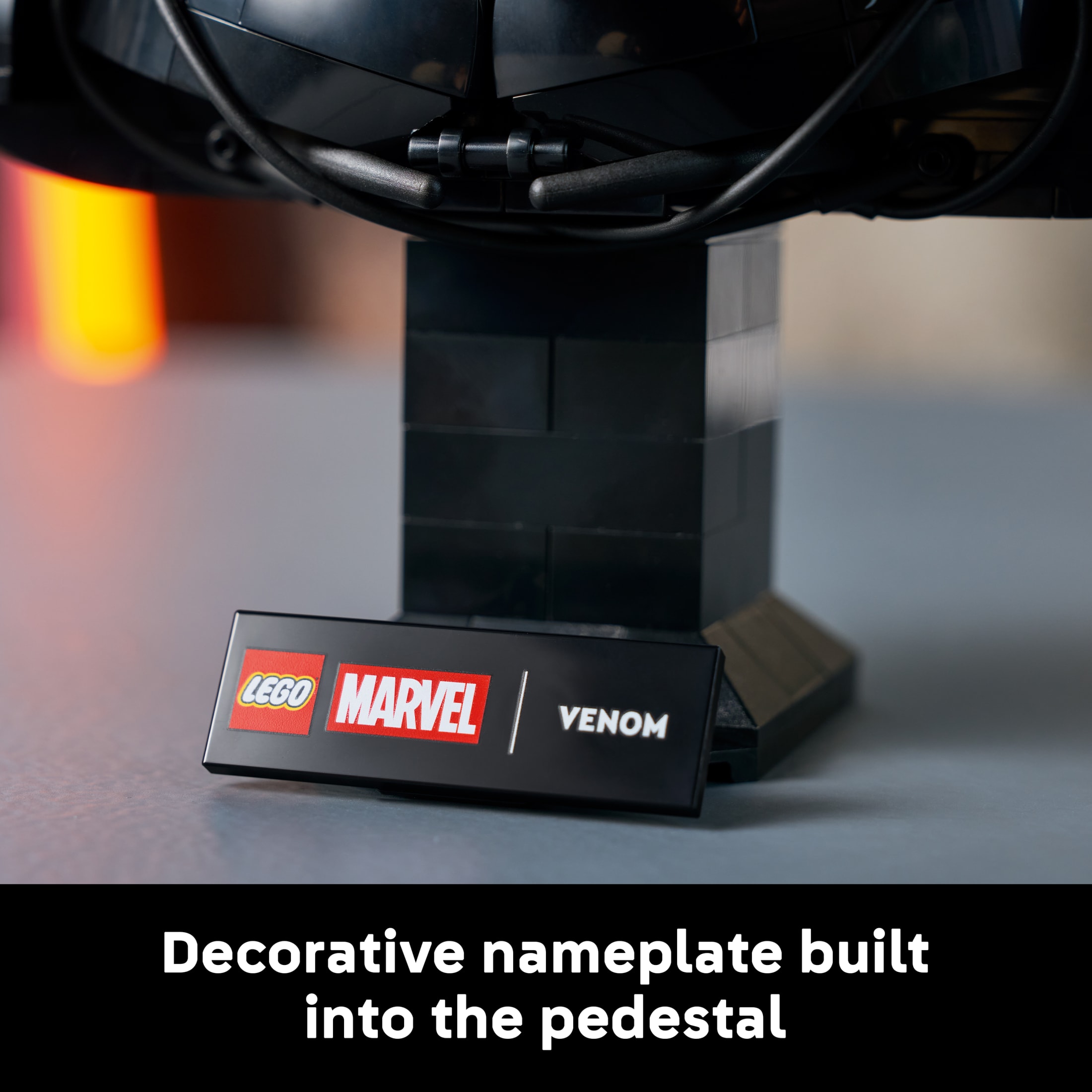 LEGO Marvel Busto de Venom - Set de Construcción Coleccionable para Adultos, Mayores de 18 Años - Decoración para Oficina en Casa, Escritorio o Estante - Con Minifigura de Venom - Regalo para Hombres y Mujeres - 76356 7